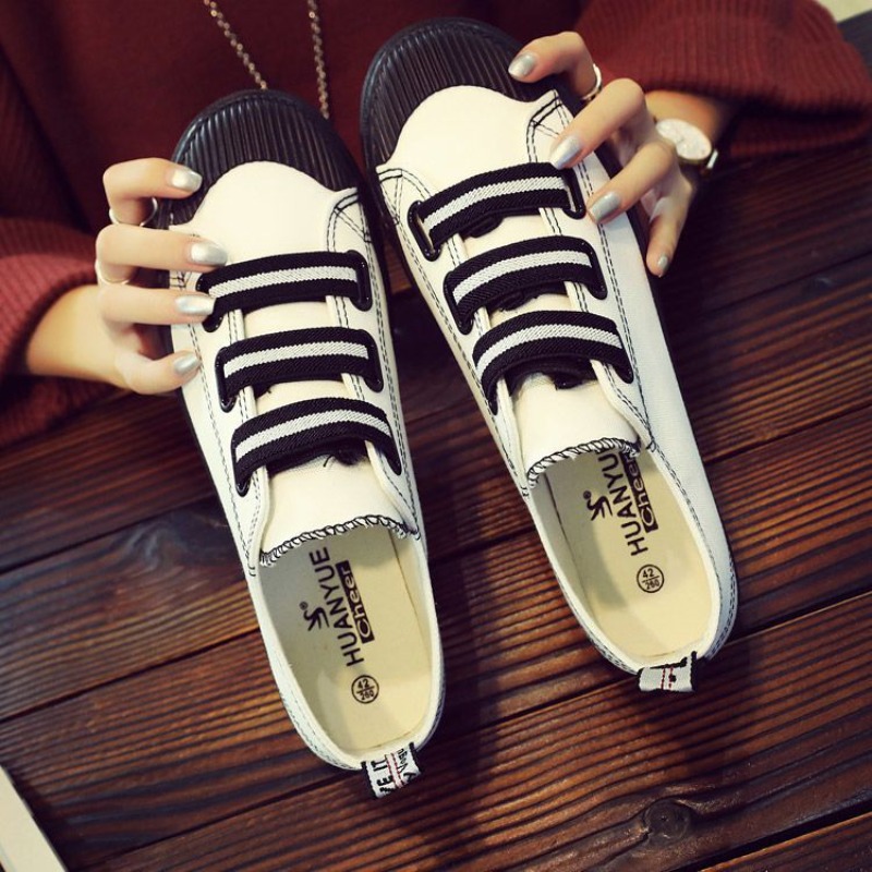 Korean Style Slip-On Canvas Sh - Street Fashion Hong Kong 评论和价格